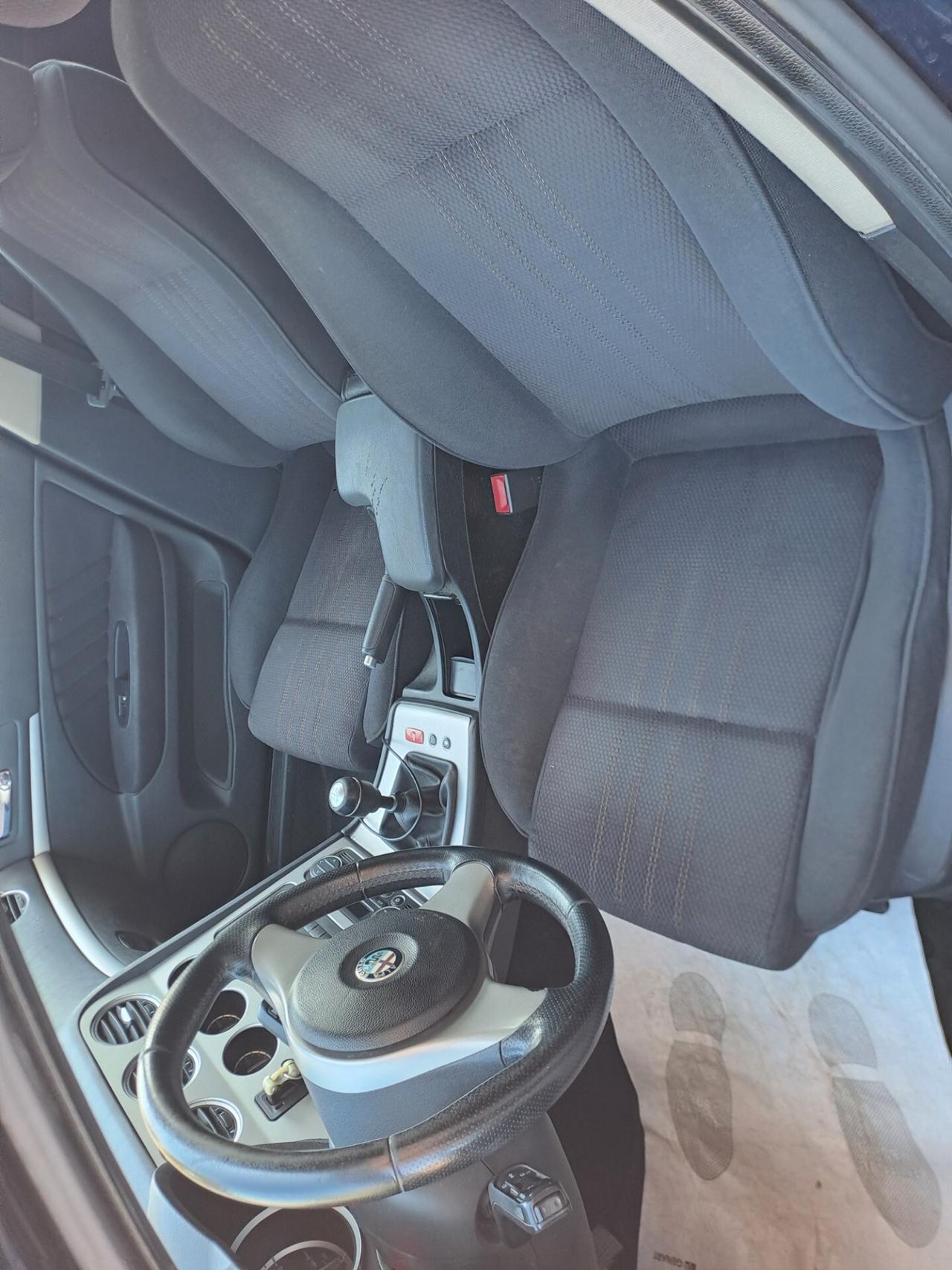 Alfa Romeo 159 1.9 JTDm Sportwagon Progression