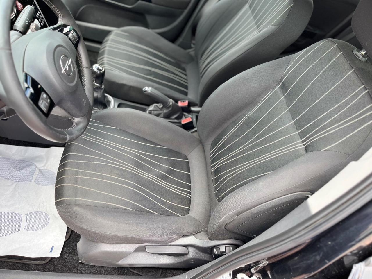 Opel Corsa 1.2 80CV 5 porte GPL-TECH Edition