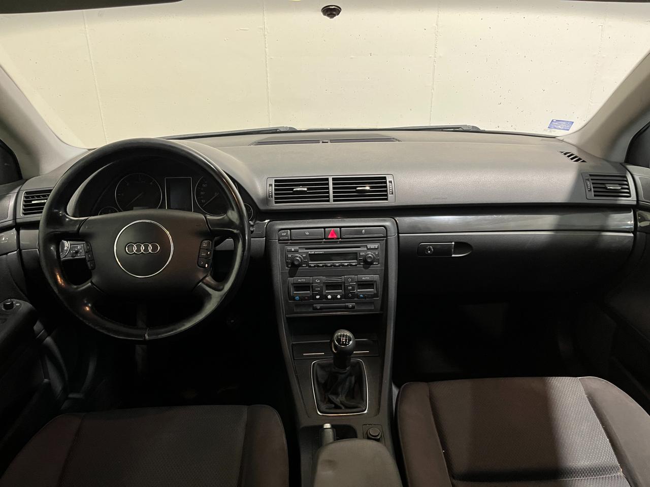 AUDI A4 AVANT 1.9TDI