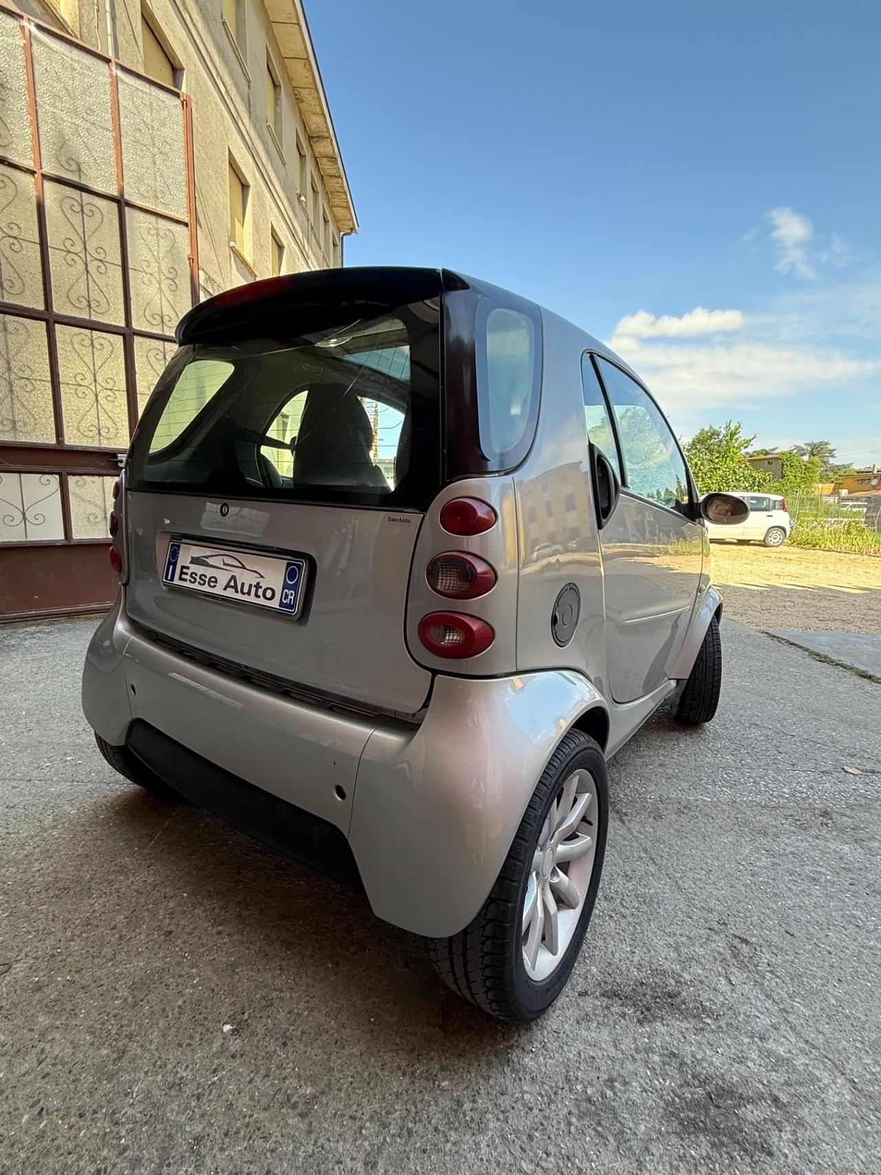 Smart ForTwo 700 coupé pure (37 kW)