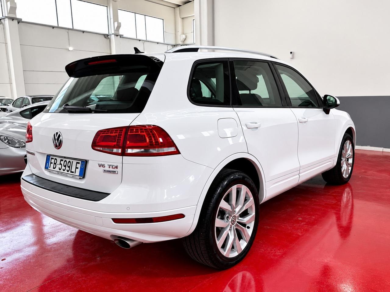 Volkswagen Touareg 3.0 TDI 262 CV tip. BlueMotion Technology Executive
