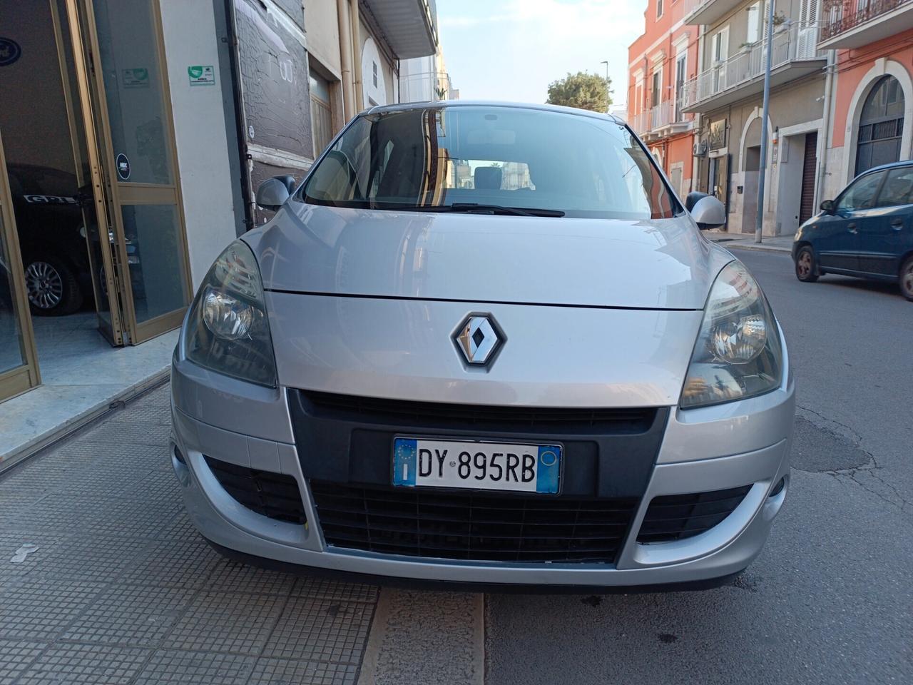 Renault Scenic Scénic X-Mod 1.6 GPL Dynamique