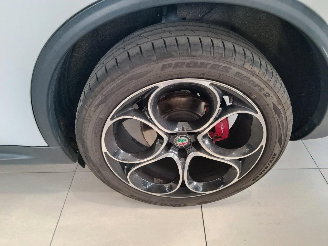 ALFA ROMEO STELVIO 2.2 t Q4 210cv