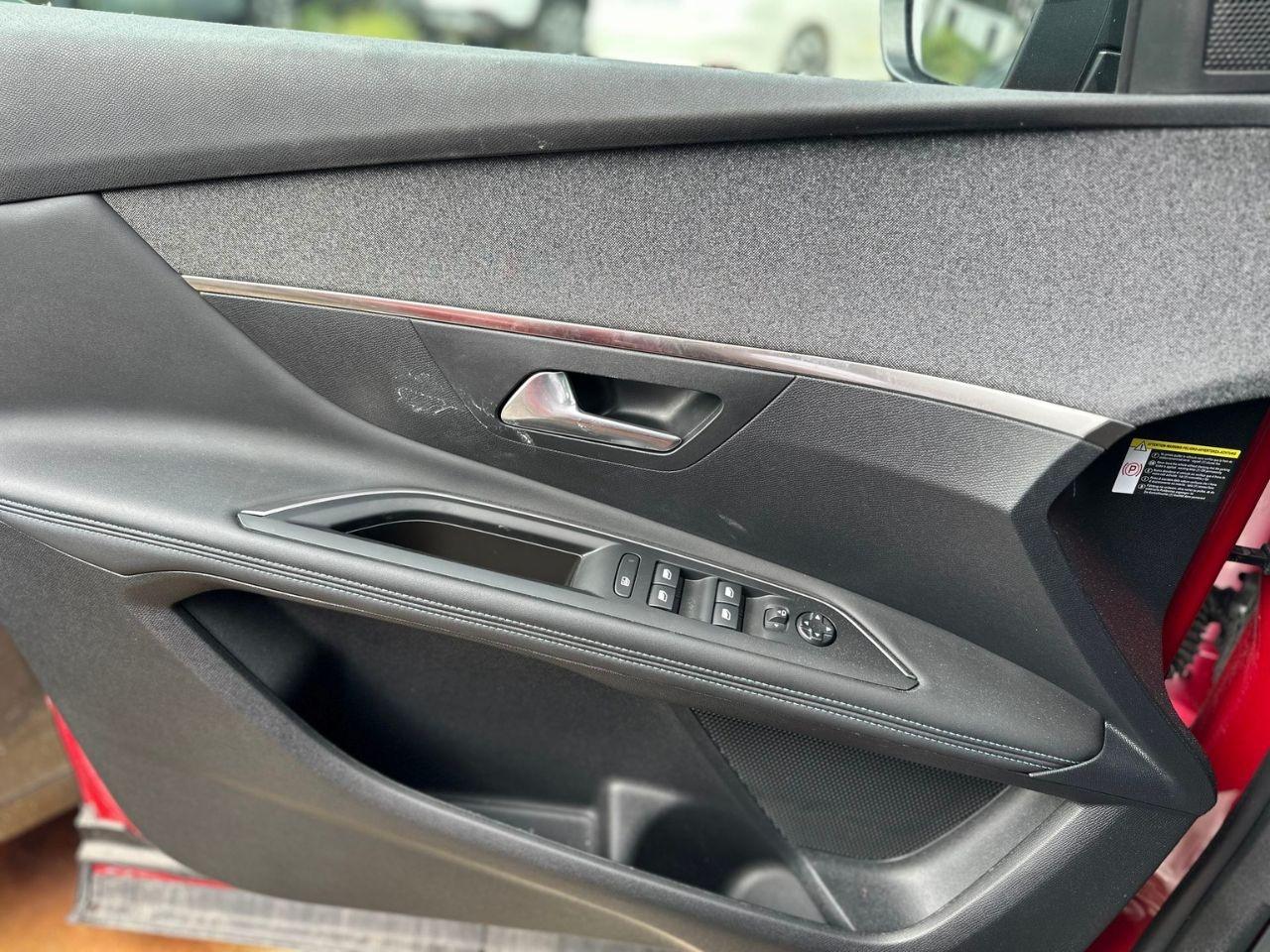 PEUGEOT 3008 2ª serie - 3008 PureTech Turbo 130 S&S Allure Pack