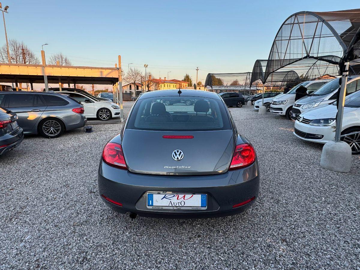 VOLKSWAGEN - Maggiolino - 1.6 TDI DSG Design