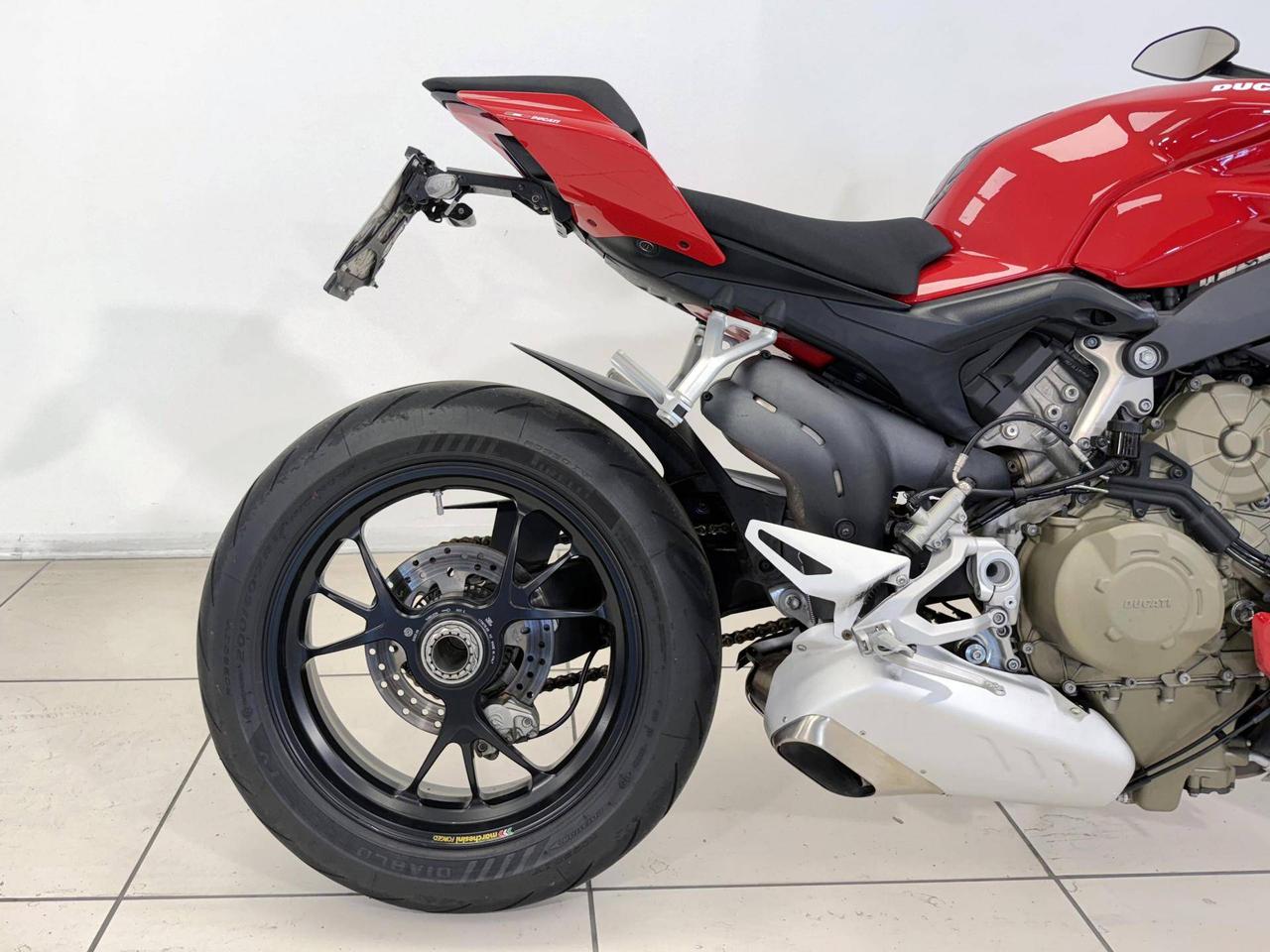 DUCATI Streetfighter V4 1100 Streetfighter V4 S 1100