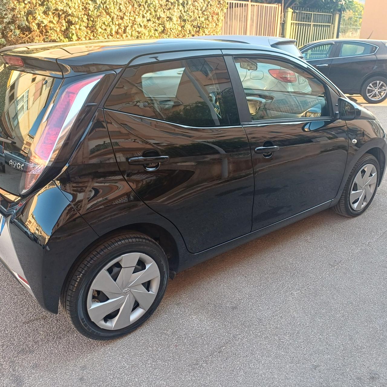 Toyota Aygo 1.0 VVT-i 69 CV 5 porte