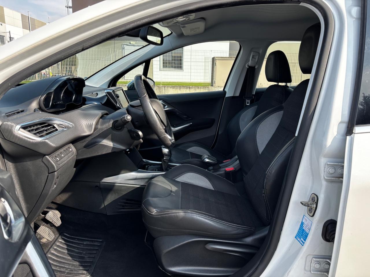 Peugeot 2008 1.6 e-HDi 92 CV, SOLO 70 MILA KM