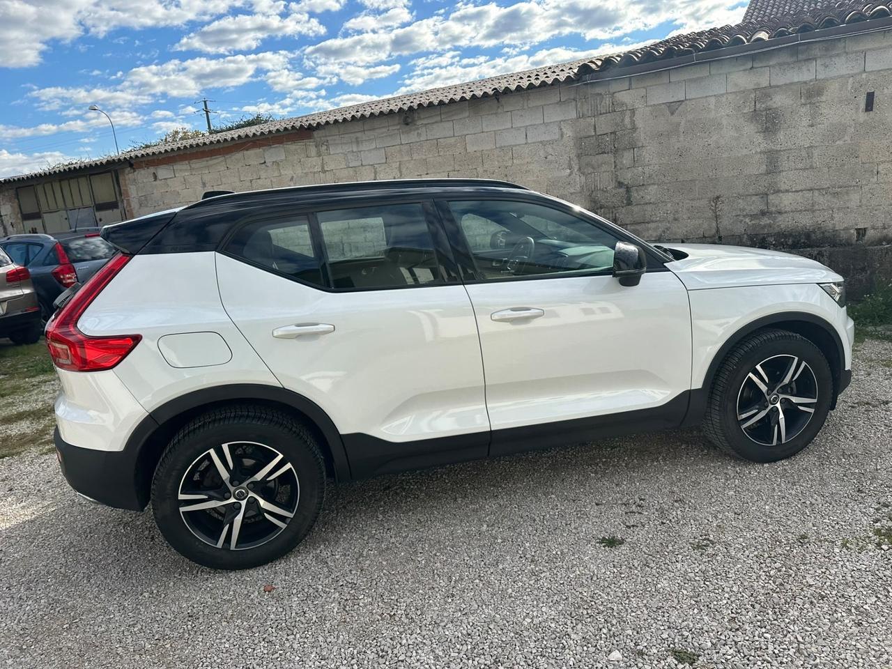 Volvo XC40 D3 AWD Geartronic R-DESIGN