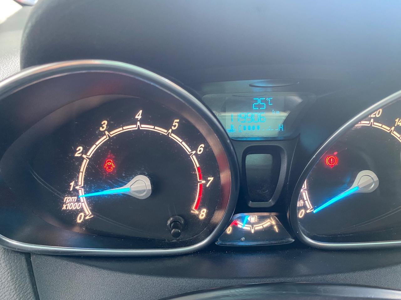 Ford B-Max 1.4 gpl