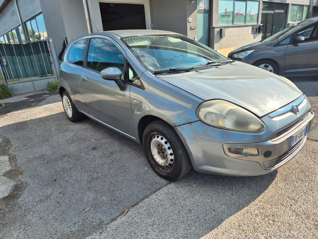 Fiat Punto Evo 1.2 3 porte Active POCHI KM
