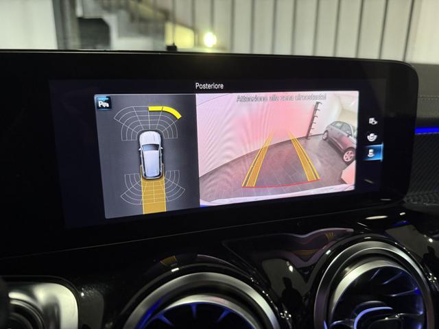 MERCEDES-BENZ GLB 200 d Automatic 4Matic AMG Line Premium Plus