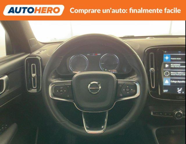 VOLVO XC40 T5 Recharge Plug-in Hybrid R-design