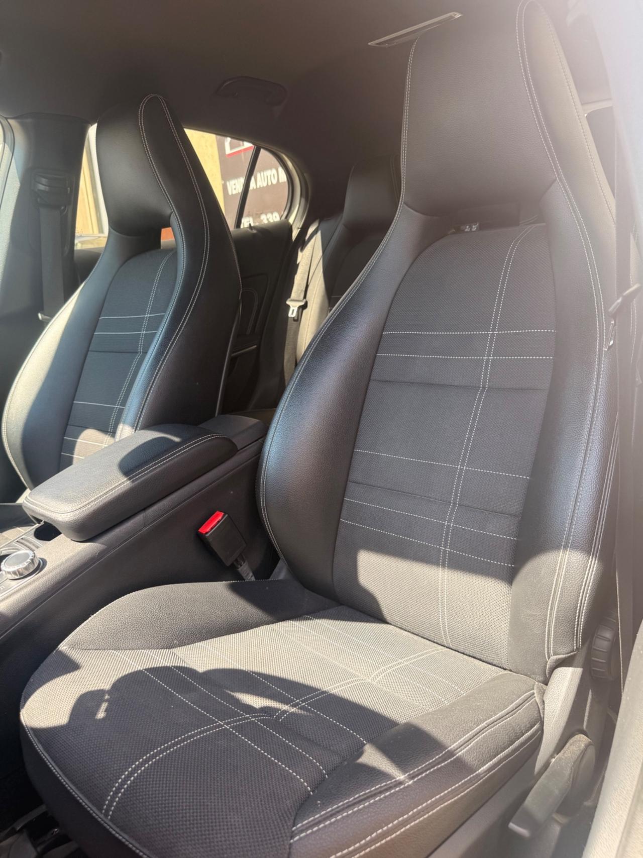 Mercedes-benz GLA 200 CDI Automatic 4Matic Premium