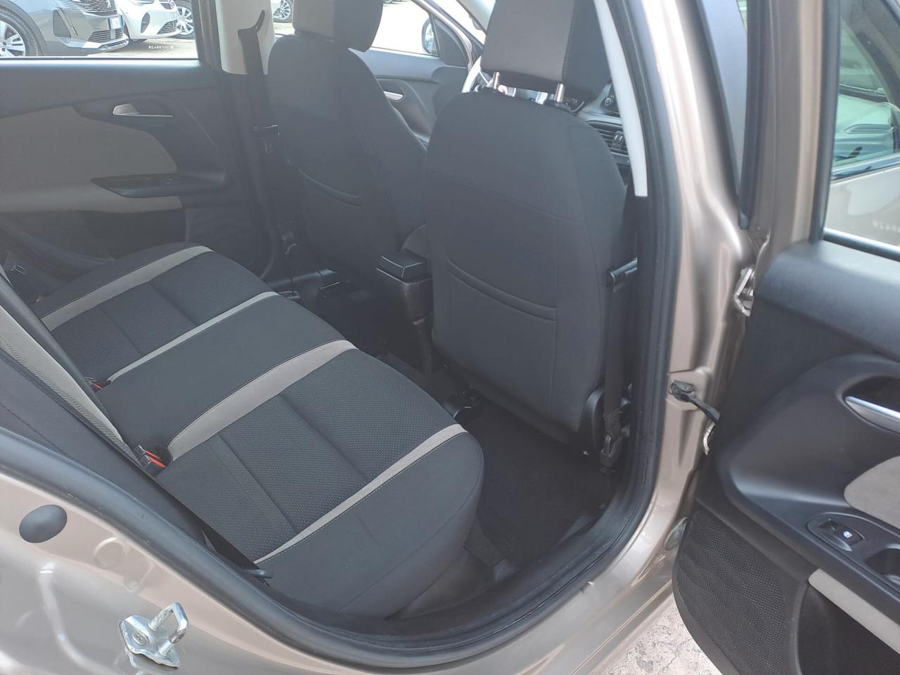 Fiat Tipo 1.6 Mjt S&S 5 porte Easy Business