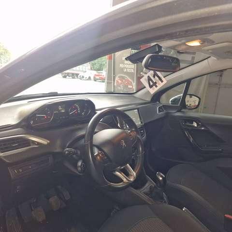Peugeot 208 208 5p 1.5 bluehdi Allure s