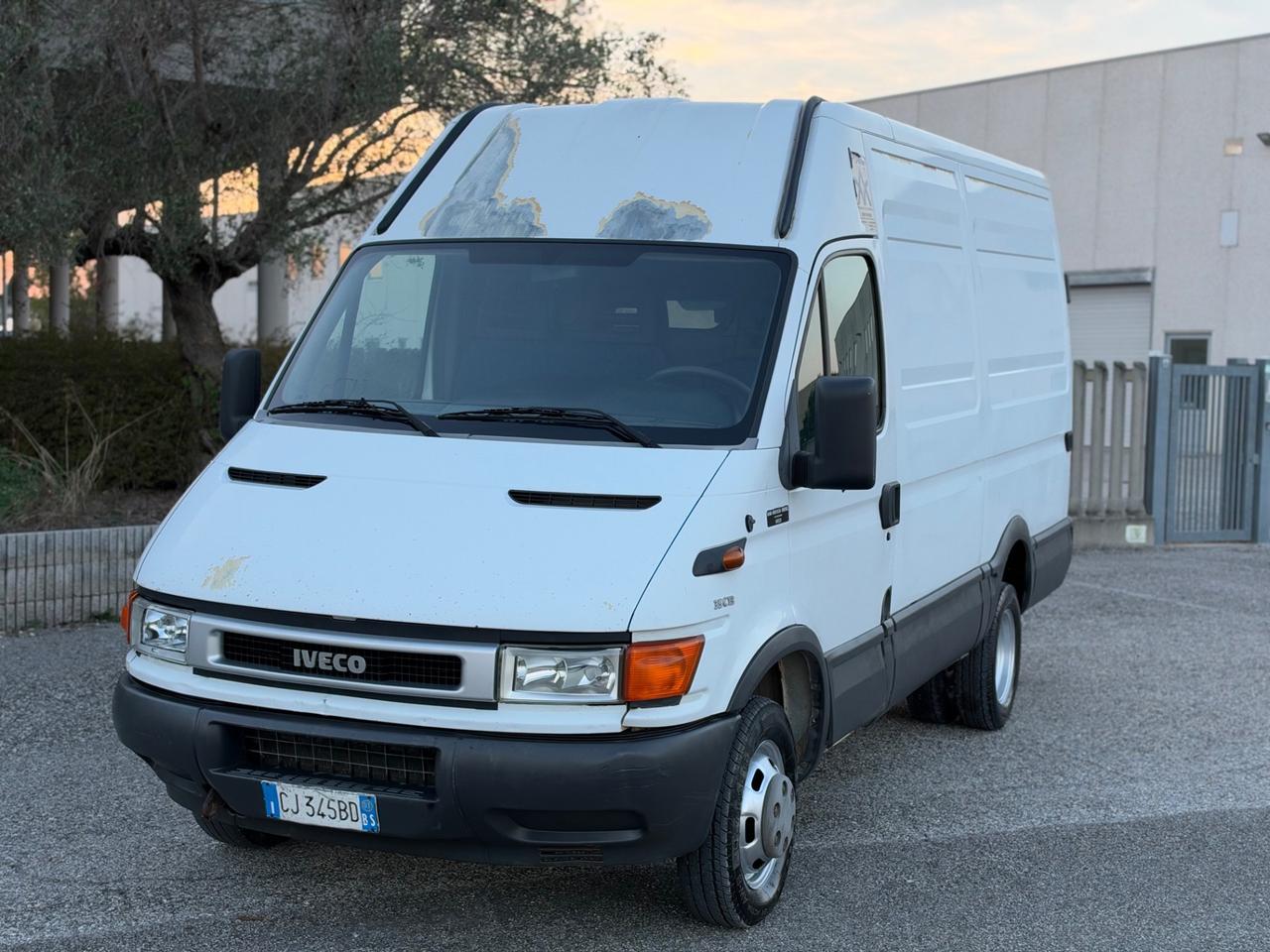 Iveco Daily 35c13 2.8 TD 125cv