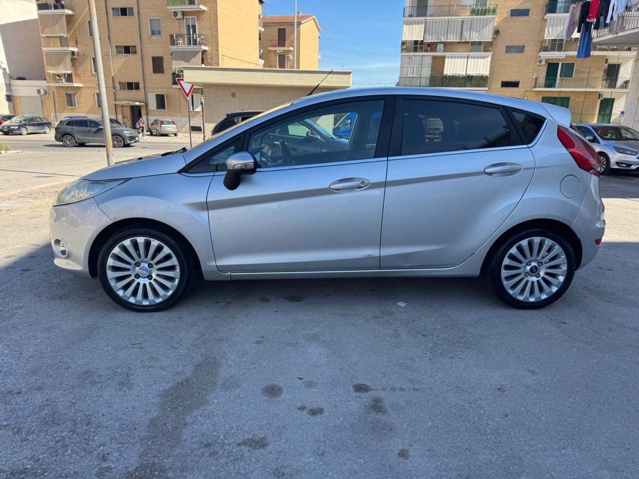 Ford Fiesta 1.4 TDCi 5p. Titanium