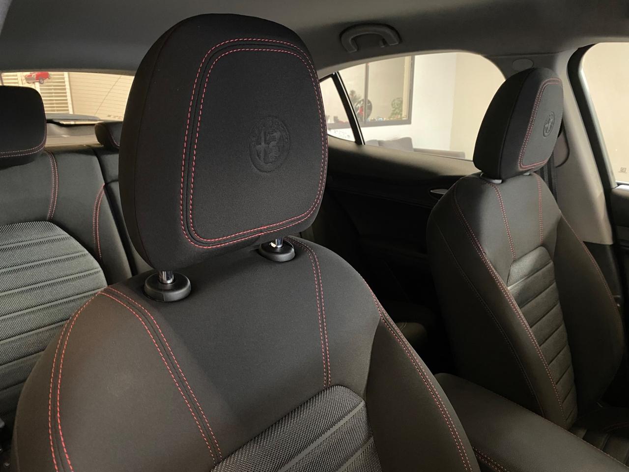 Alfa Romeo Stelvio 2.2 Versione "Rosso Edizione" Aziendale