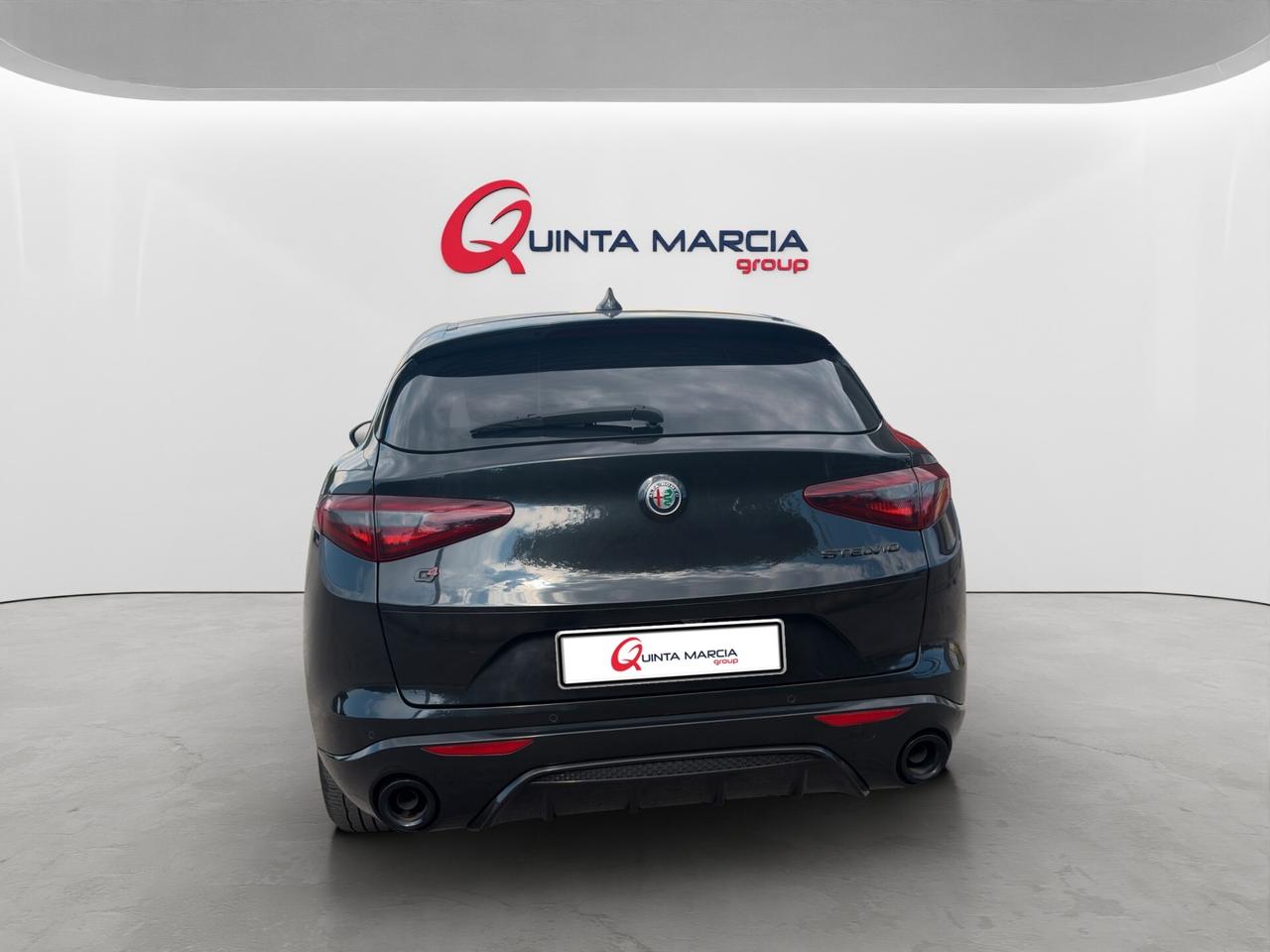 Alfa Romeo Stelvio 2.2 190 CV AT8 Q4 TOTAL BLACK