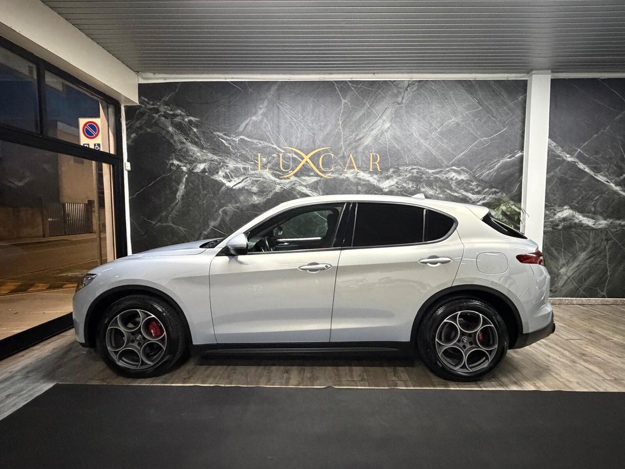 Alfa Romeo Stelvio 2.2 Turbodiesel 190 CV AT8 Q4 Sprint 24 mesi di garanzia