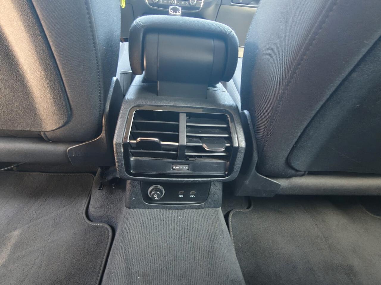 Audi Q3 35 TDI S tronic Business