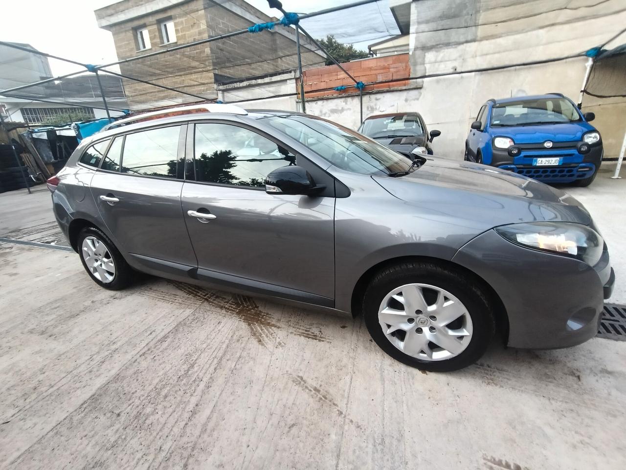 Renault Megane Mégane 1.5 dCi 110CV EDC SporTour Attractive