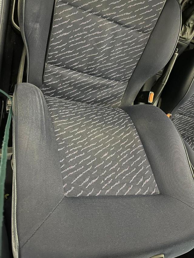 VOLKSWAGEN Golf 1.6 cat 5 porte