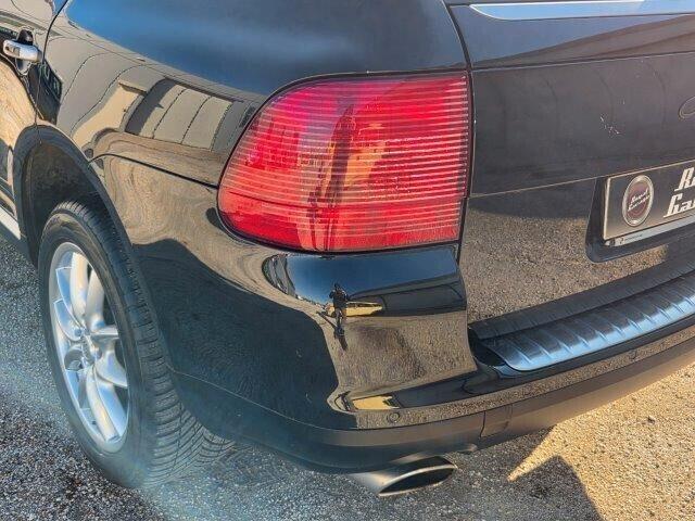 Porsche CAYENNE 3.2 V6 -UNI PRO -