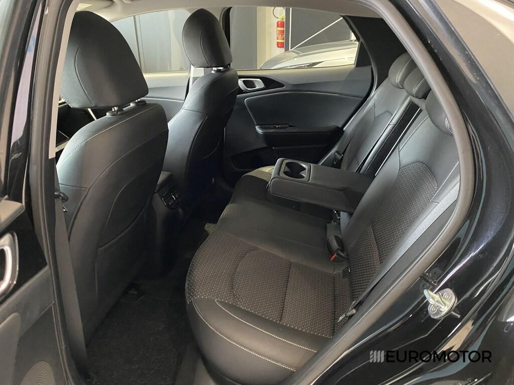 Kia Xceed 1.6 CRDi MHEV High Tech 2WD DCT
