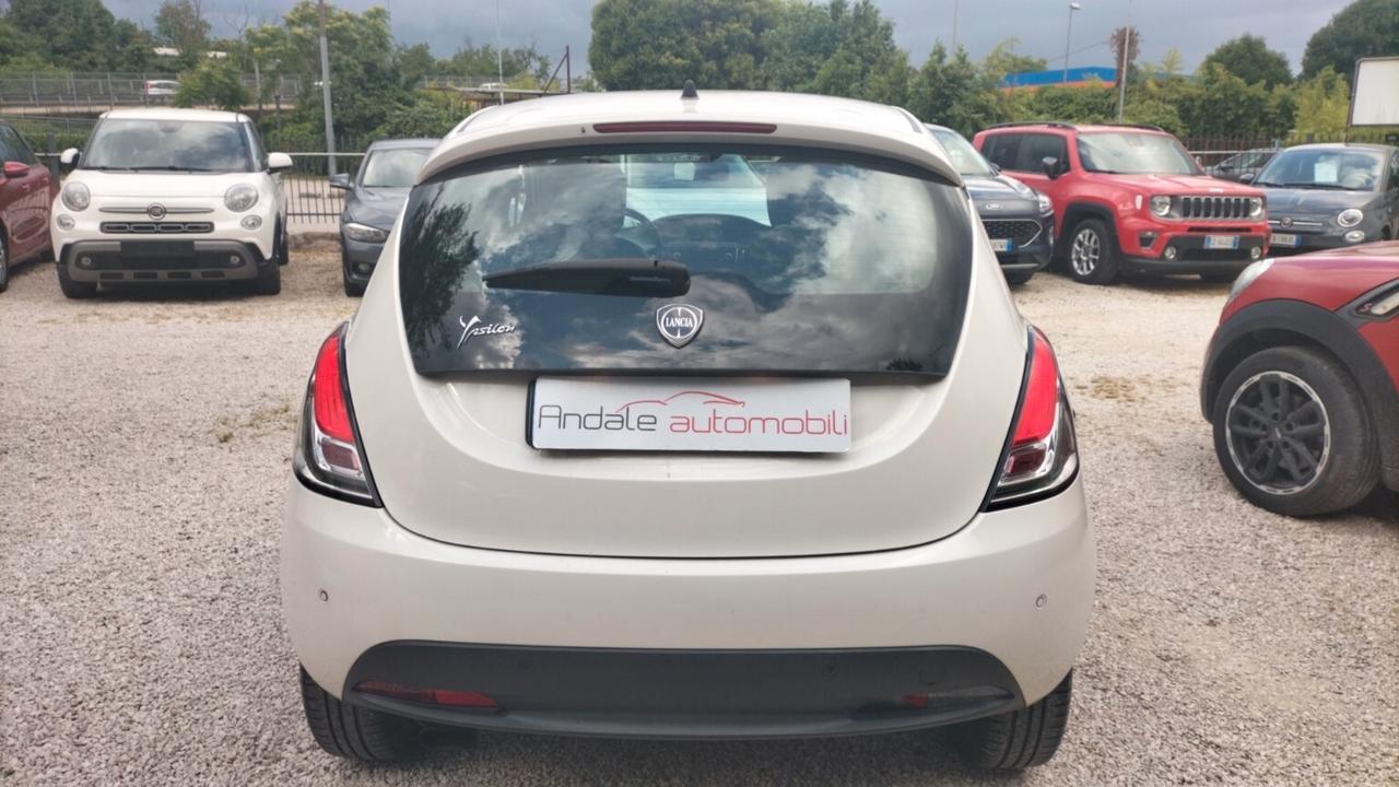 Lancia Ypsilon 1.3 MJT 16V 95 CV PLATINUM