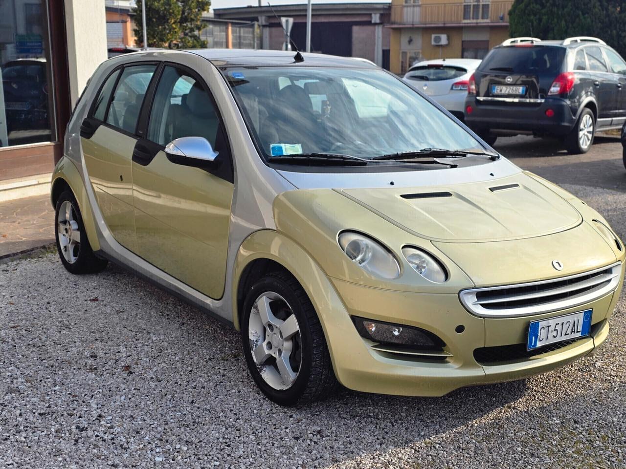 Smart ForFour 1.1 OK PER NEOPATENTATO 2005