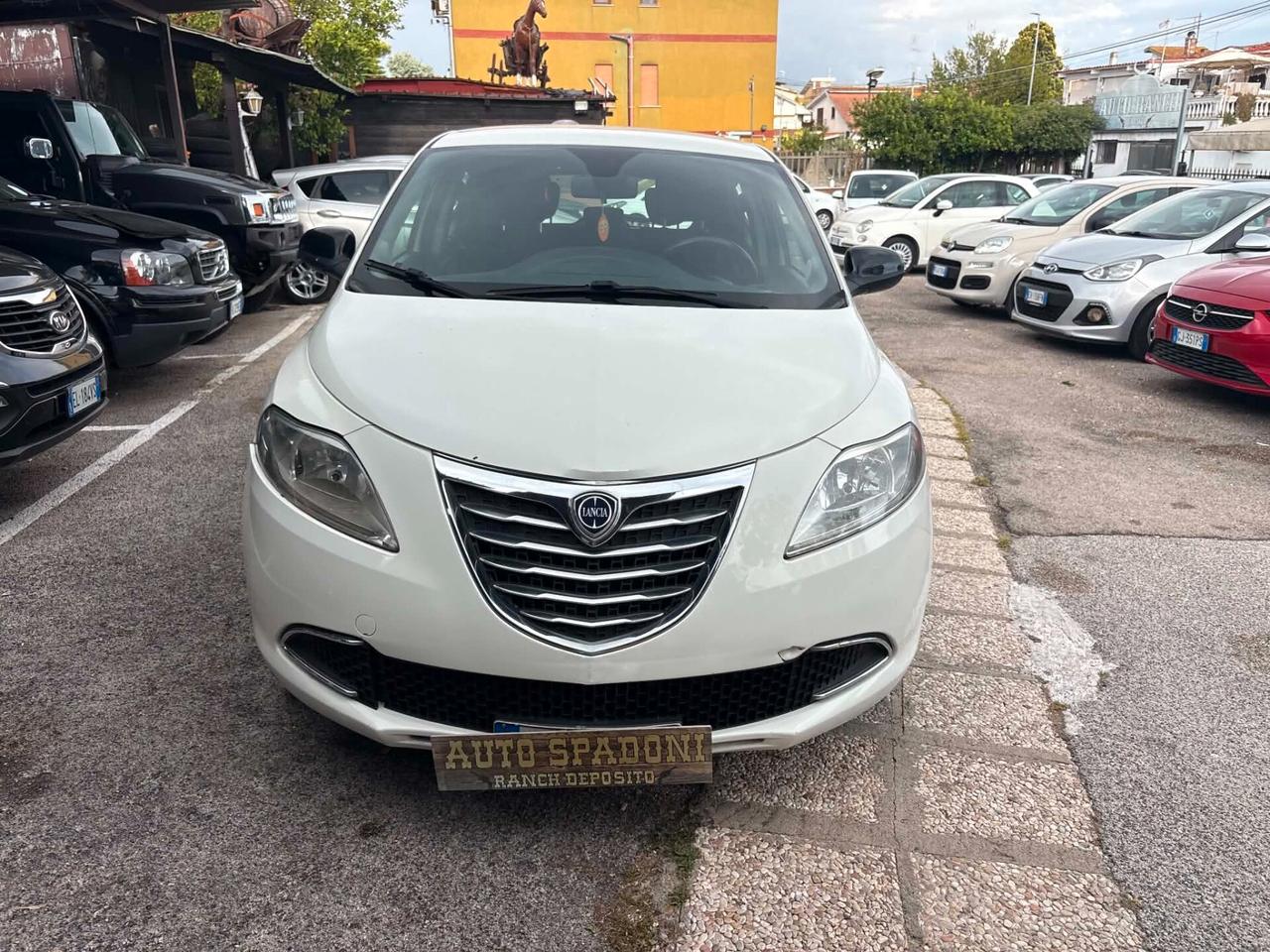 Lancia Ypsilon 1.3 MJT 16V 95 CV 5 porte S&S Silver
