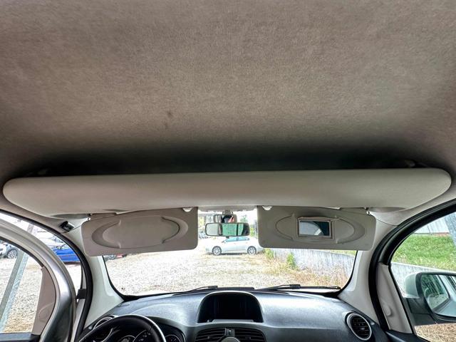 RENAULT Kangoo BENZINA/GPL 5 POSTI CAMBIO AUTOMATICO NAVIGATORE
