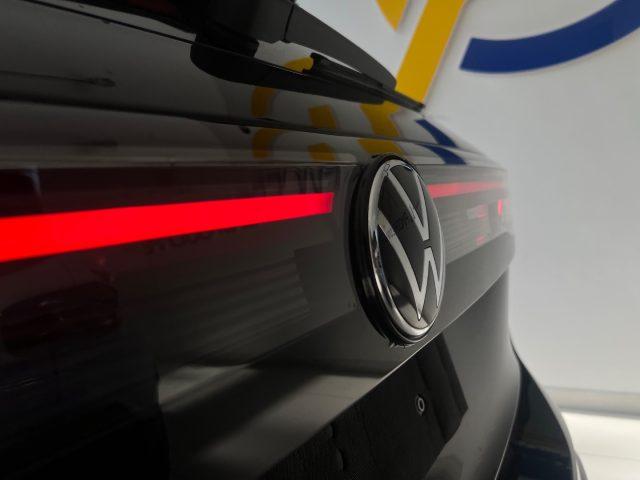 VOLKSWAGEN Tiguan 2.0 TDI 150 CV DSG R-Line Plus da ?519,00 mensili