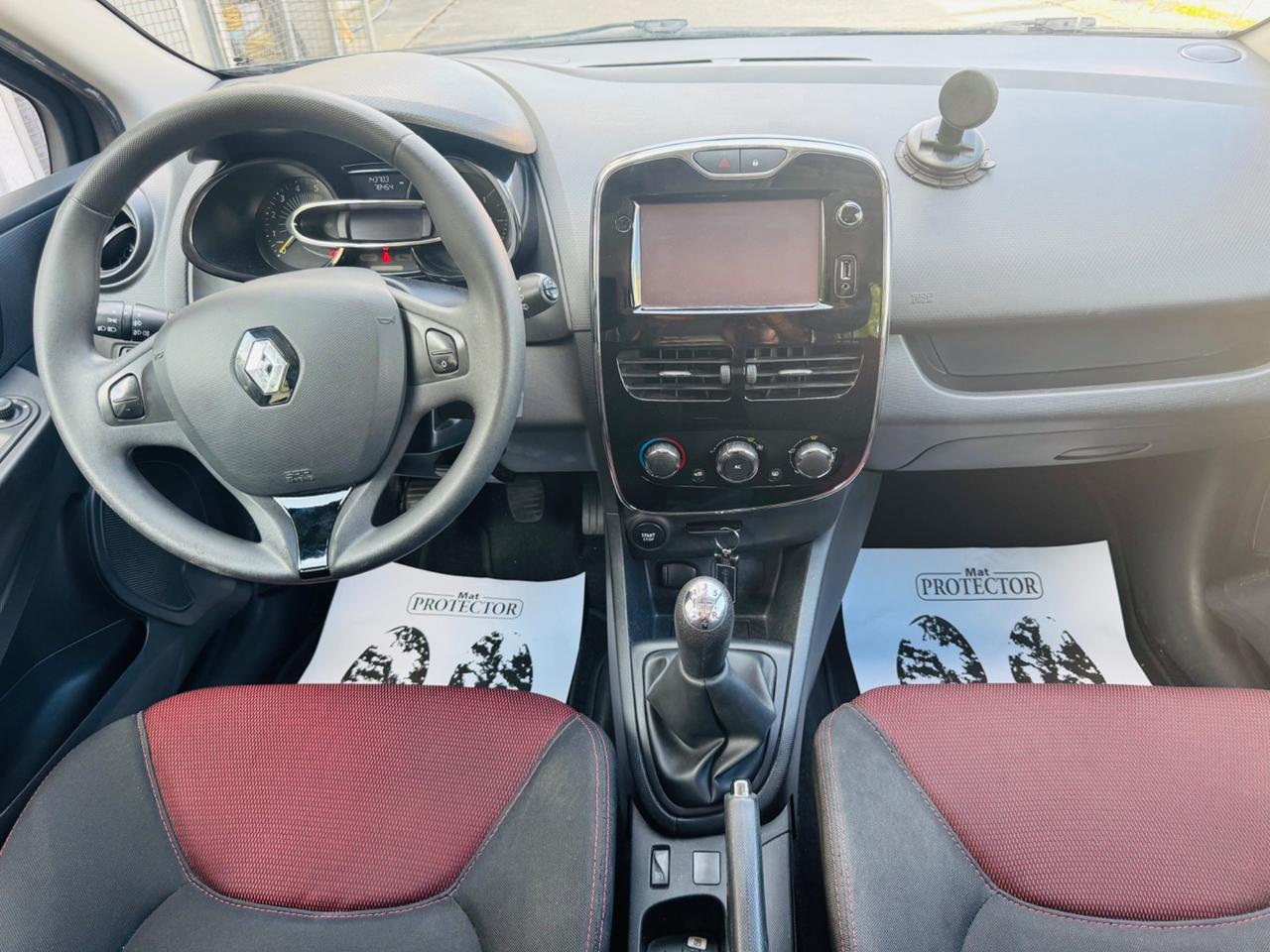 Renault Clio 1.5 dCi 2015 140.000Km neo patentati