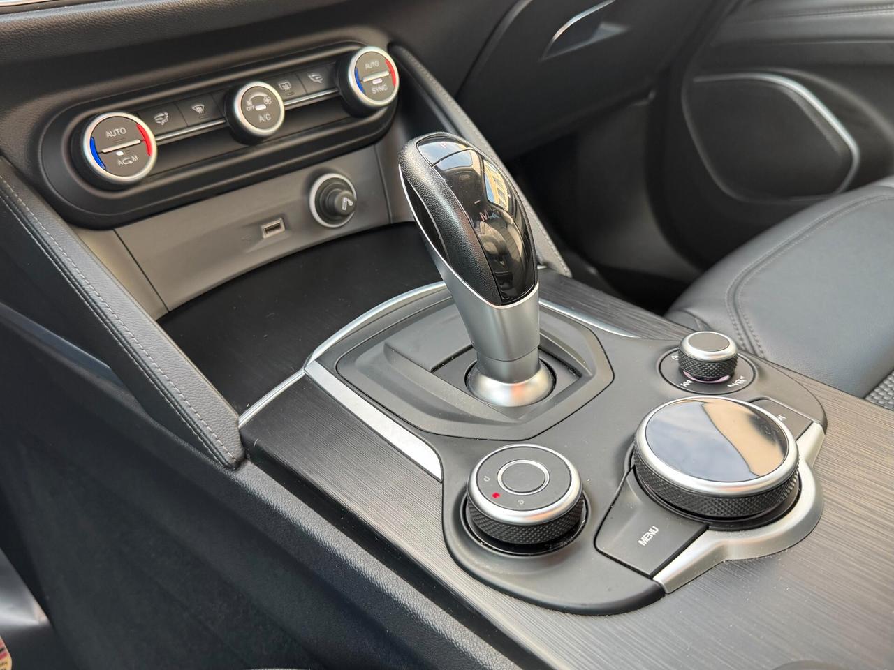 Alfa Romeo Stelvio 2.2 Executive Q4 190cv | PREZZO PROMO