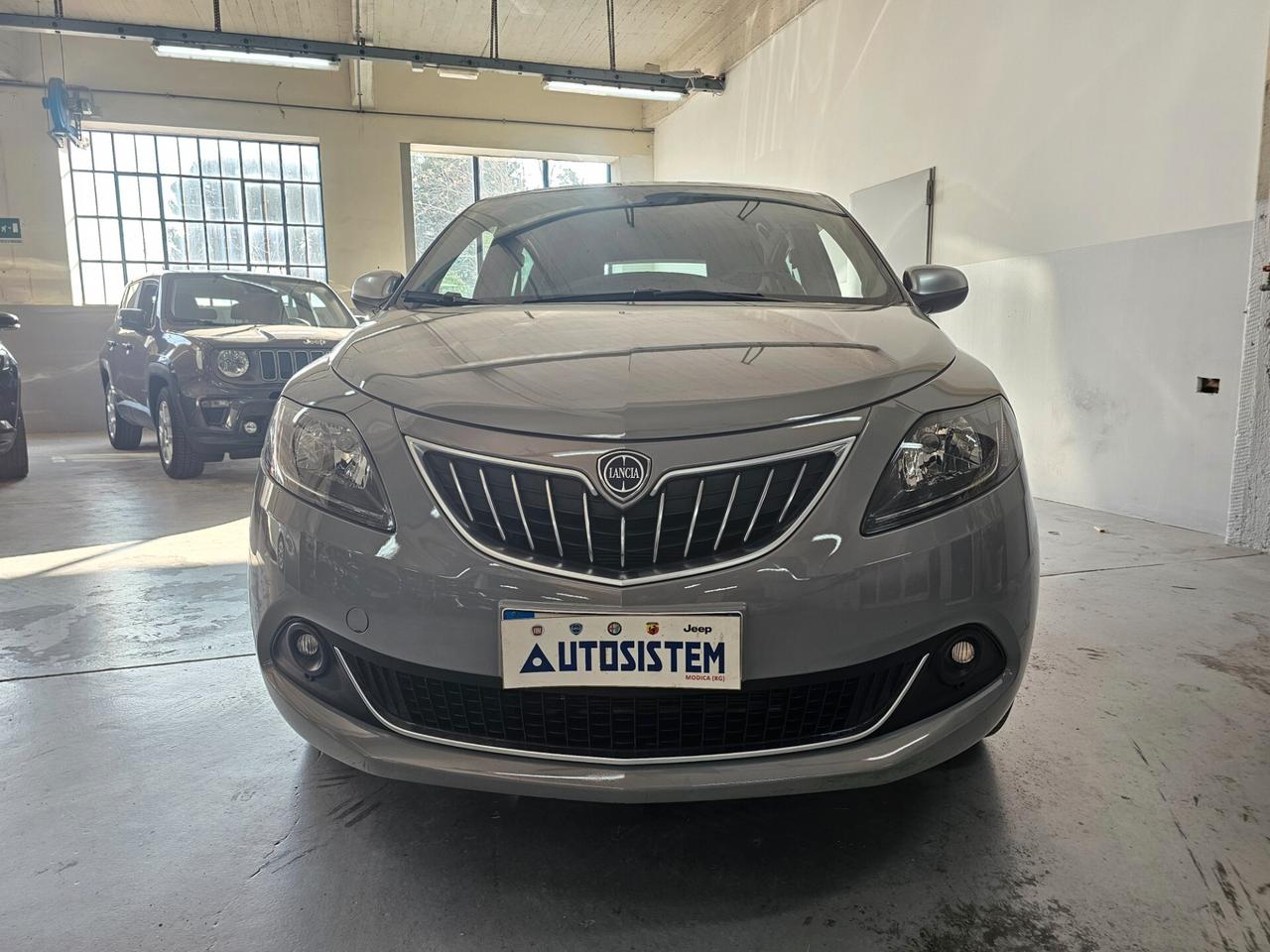 Lancia Ypsilon 1.0 FireFly 5 porte S&S Hybrid Alberta Ferretti