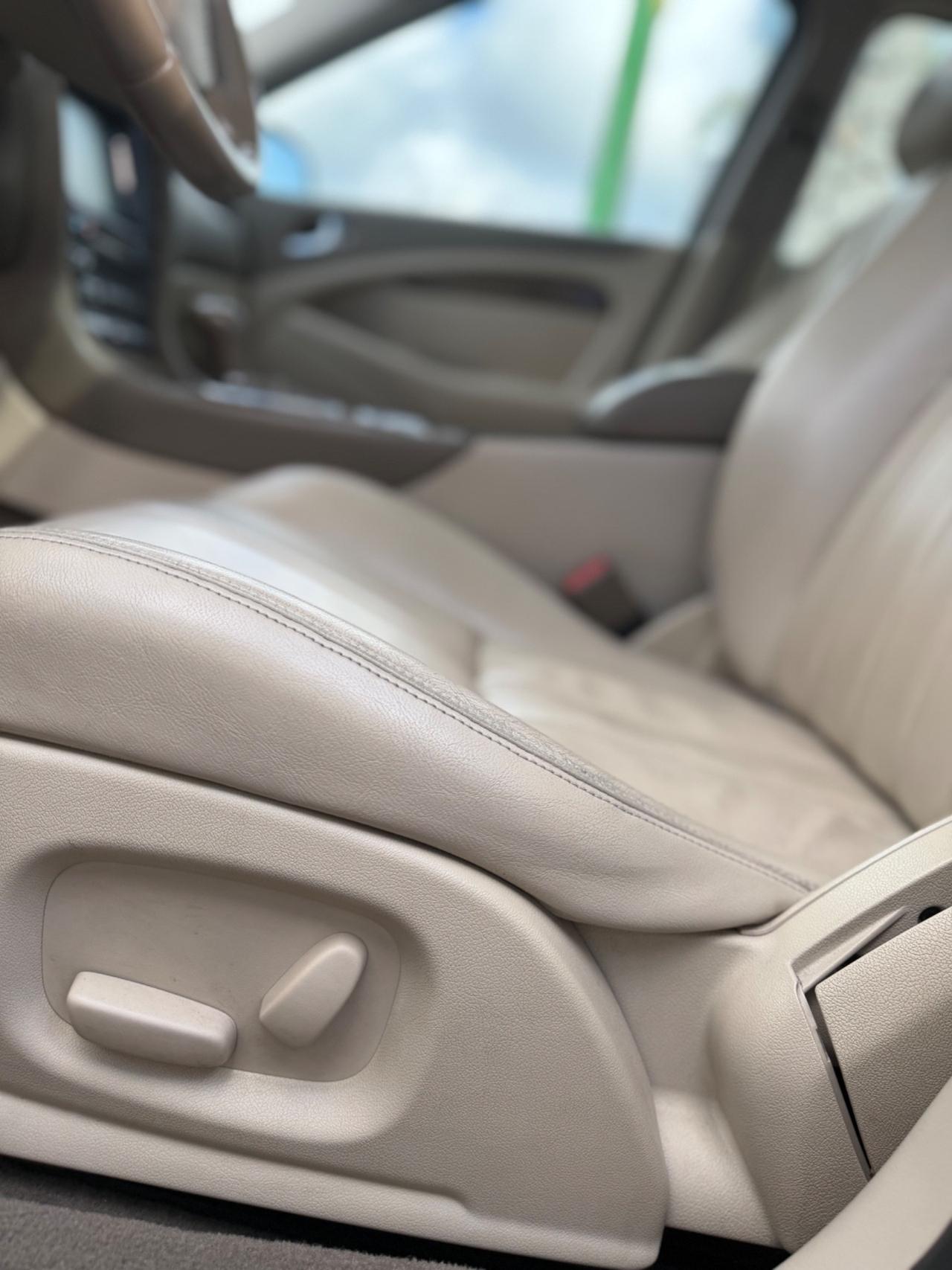 Jaguar S-Type 2.5 V6 cat Executive