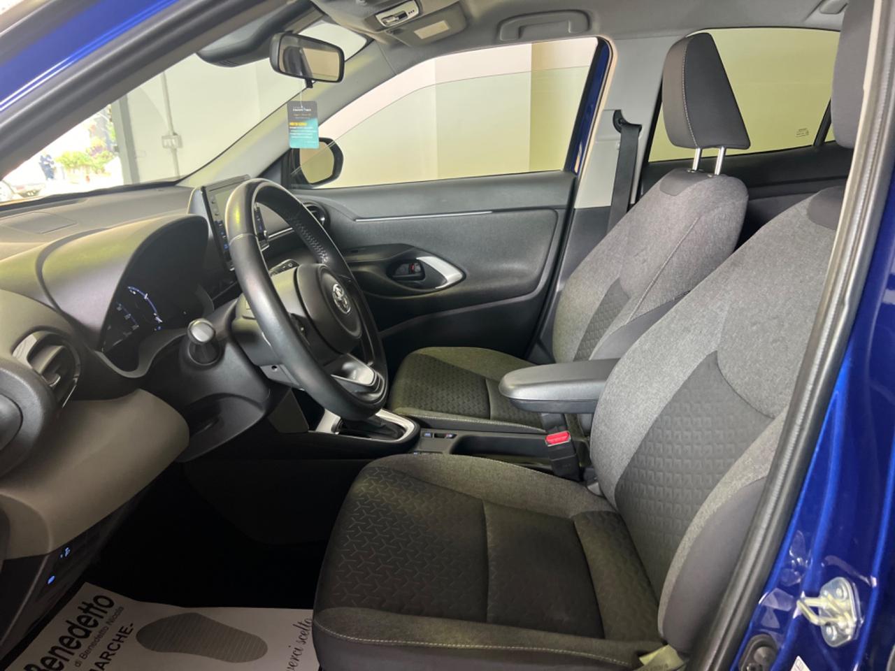 Toyota Yaris Cross 1.5 Hybrid E-CVT Business 2022
