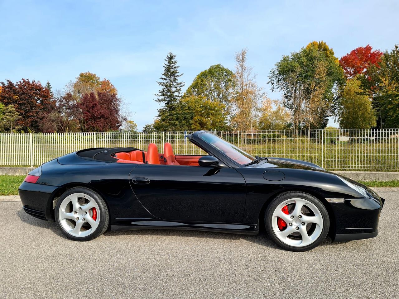 Porsche 911 996 Carrera 4S Cabrio