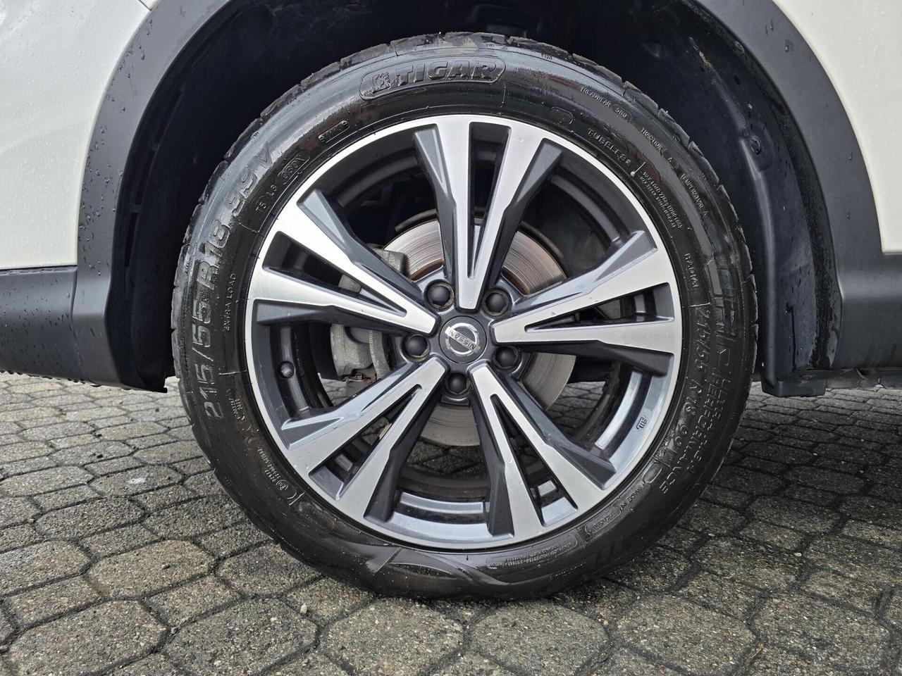 Nissan Qashqai 1.5 dCi N-Connecta|TETTO PANO