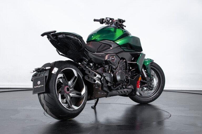 2024 DUCATI DIAVEL V4 BENTLEY - RDS01403