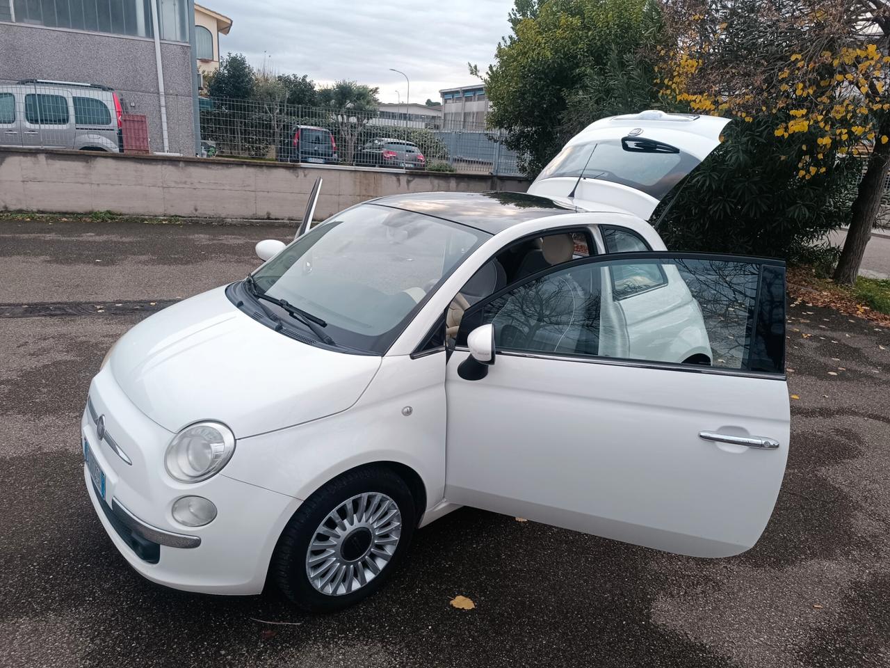 Fiat 500 1.2 Lounge SOLAMENTE 52.000 km