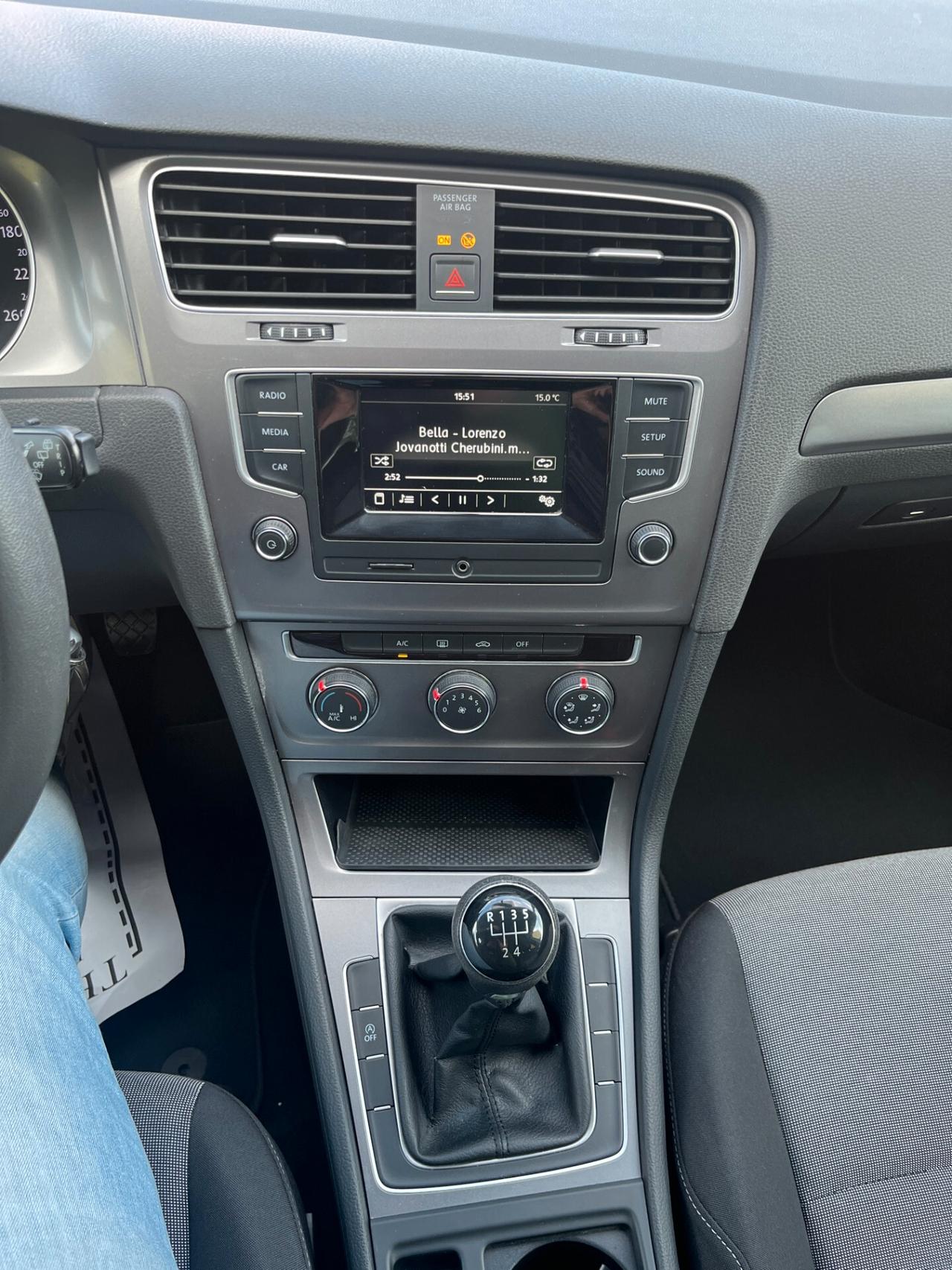 Volkswagen Golf 1.6 TDI 5p. 01/2016 NEOPATENTATI