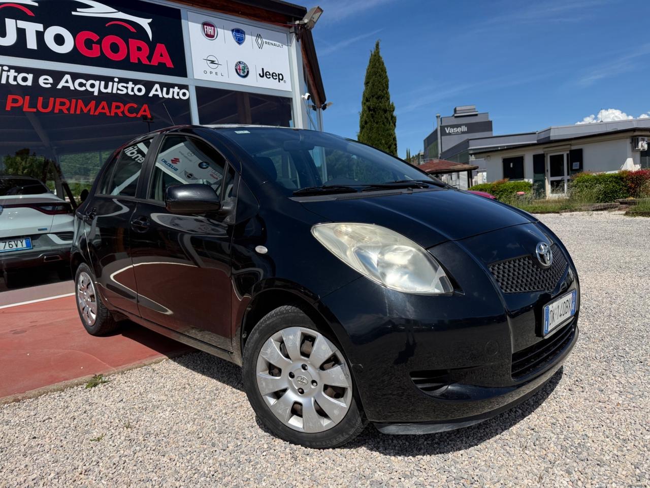 Toyota Yaris 1.0 5 porte Sol