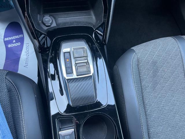 PEUGEOT 2008 PureTech 130 S&S EAT8 Allure