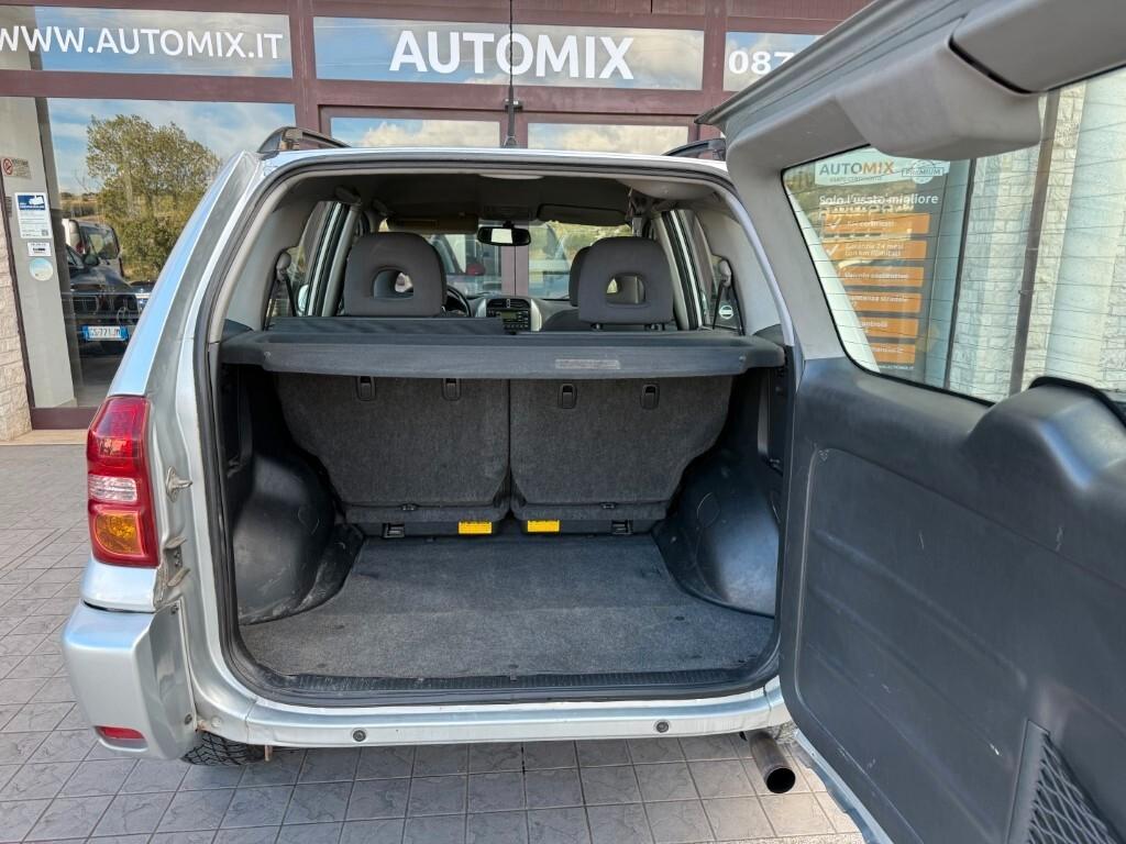 Toyota Rav4 4x4 2.0 D-4d 16v 5p Sol