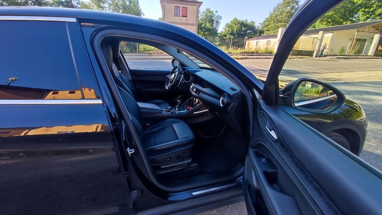 ALFA ROMEO STELVIO 2.2 TD 190CV EXECUTIVE RWD
