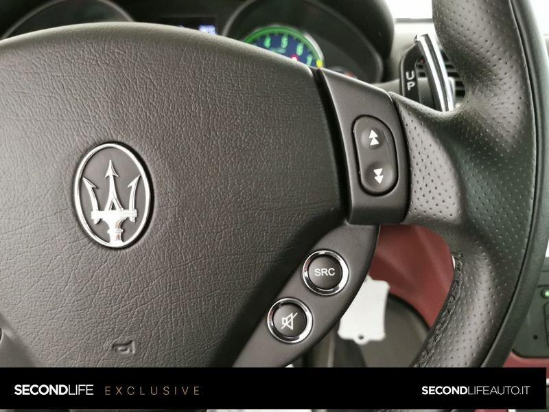 Maserati GranTurismo 4.2cc V8 405 CV